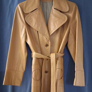 Rare. 1960s. Women's Leather Coat